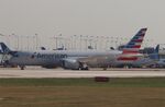 N805AN @ KORD - Boeing 787-8 Dreamliner - by Mark Pasqualino
