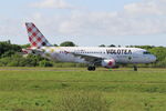 EC-MUU @ LFRB - Taxiing rwy 25L, Brest Bretagne airport (LFRB-BES) - by Yankee Quebec