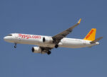 TC-RBJ @ LEBL - Landing rwy 24R - by Shunn311