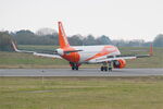 OE-IJS @ LFRB - Landing rwy 07R, Brest Bretagne airport (LFRB-BES) - by Yankee Quebec
