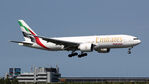 A6-EFW @ EHAM - at spl - by Ronald