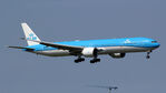 PH-BVC @ EHAM - at spl - by Ronald