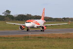 OE-LQM @ LFRB - Taxiing rwy 07R, Brest-Bretagne airport (LFRB-BES) - by Yankee Quebec