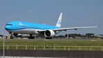 PH-BVC @ EHAM - at spl - by Ronald