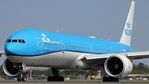 PH-BVF @ EHAM - at spl - by Ronald
