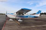 N646FC @ KEVB - Cessna 182T