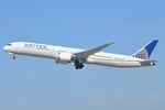 N91007 @ KLAX - United B787-10 - by FerryPNL