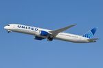 N14016 @ KLAX - Departure of United B781 - by FerryPNL
