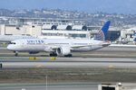 N13954 @ KLAX - United B789 arriving in LAX - by FerryPNL