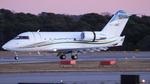 N372MZ @ KPDK - Ventura Challenger 604
