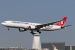 TC-JNT @ LOWW - Turkish Airlines A330-300