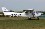 D-EYUB @ EDMT - Skyhawk D-EYUB arriving at the relaxed atmosphere of Tannkosh 2013 - by Reinhard Jost