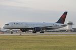 N684DA @ KORD - B752 Delta Boeing 757-232 N784DA departing 22L ORD - by Mark Kalfas