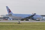 B-222N @ KORD - B77L China Cargo BOEING 777-200LR B-222N at ORD - by Mark Kalfas
