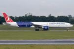 TC-LJJ @ LOWW - Turkish Airlines 777-300