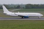 OM-IEX @ LOWW - Untitled 737-800 - by Andy Graf