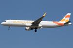 OY-TCE @ LOWW - Sunclass A321
