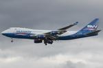 4K-SW008 @ LOWW - Silkway 747-400 - by Andy Graf
