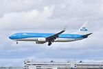 PH-HSD @ ESSA - Rwy 19L - by wijken