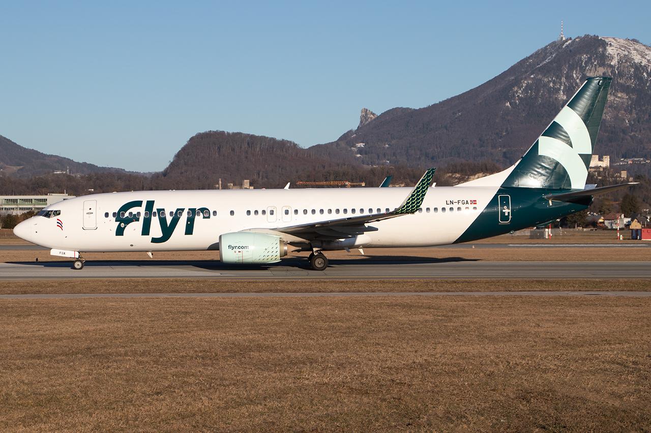 LN-FGA @ LOWS - Flyr 737-800 - by Andy Graf