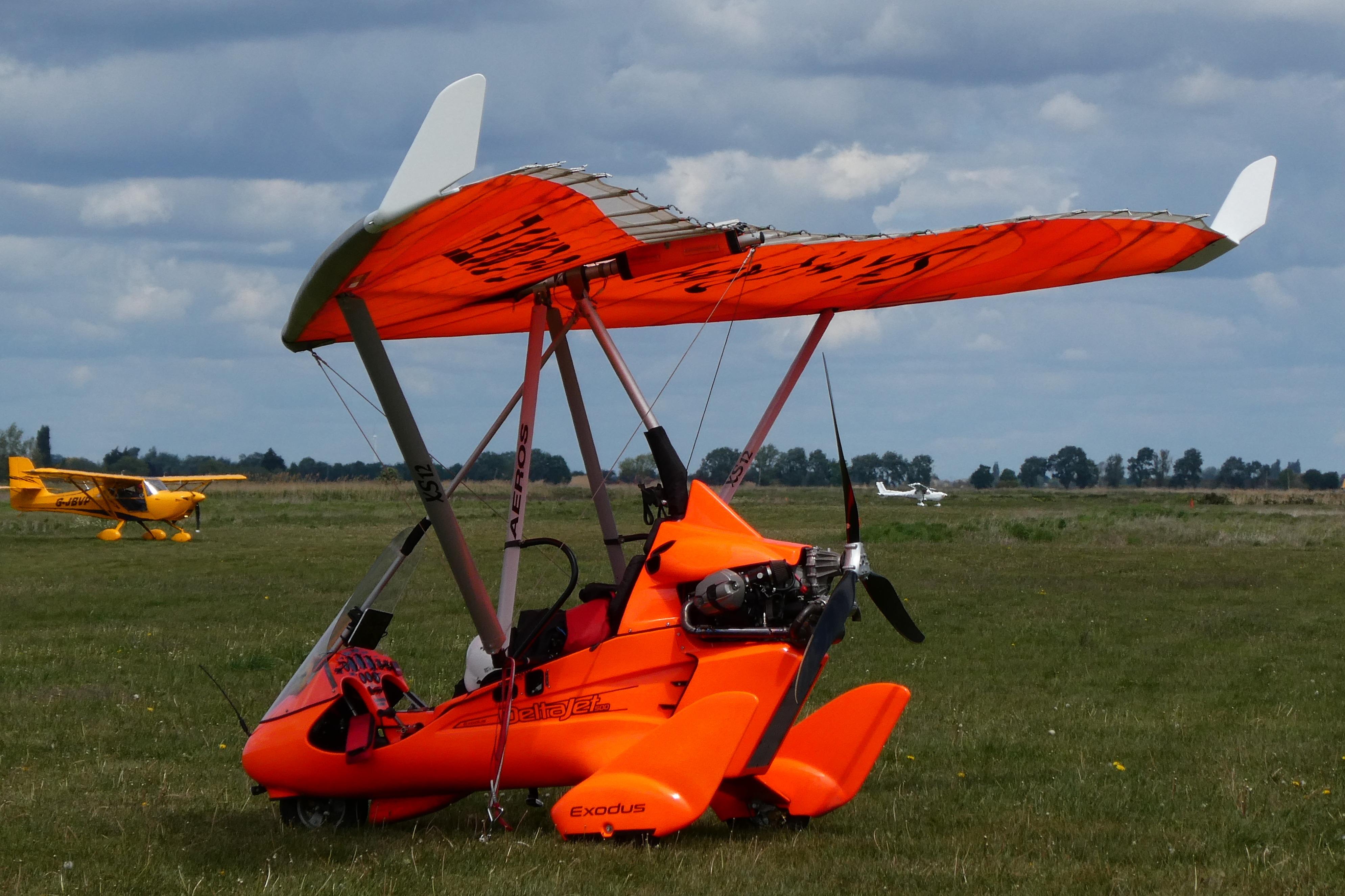 G-CMTE @ SUTTON MEA - Parked at Sutton Meadows. - by Graham Reeve