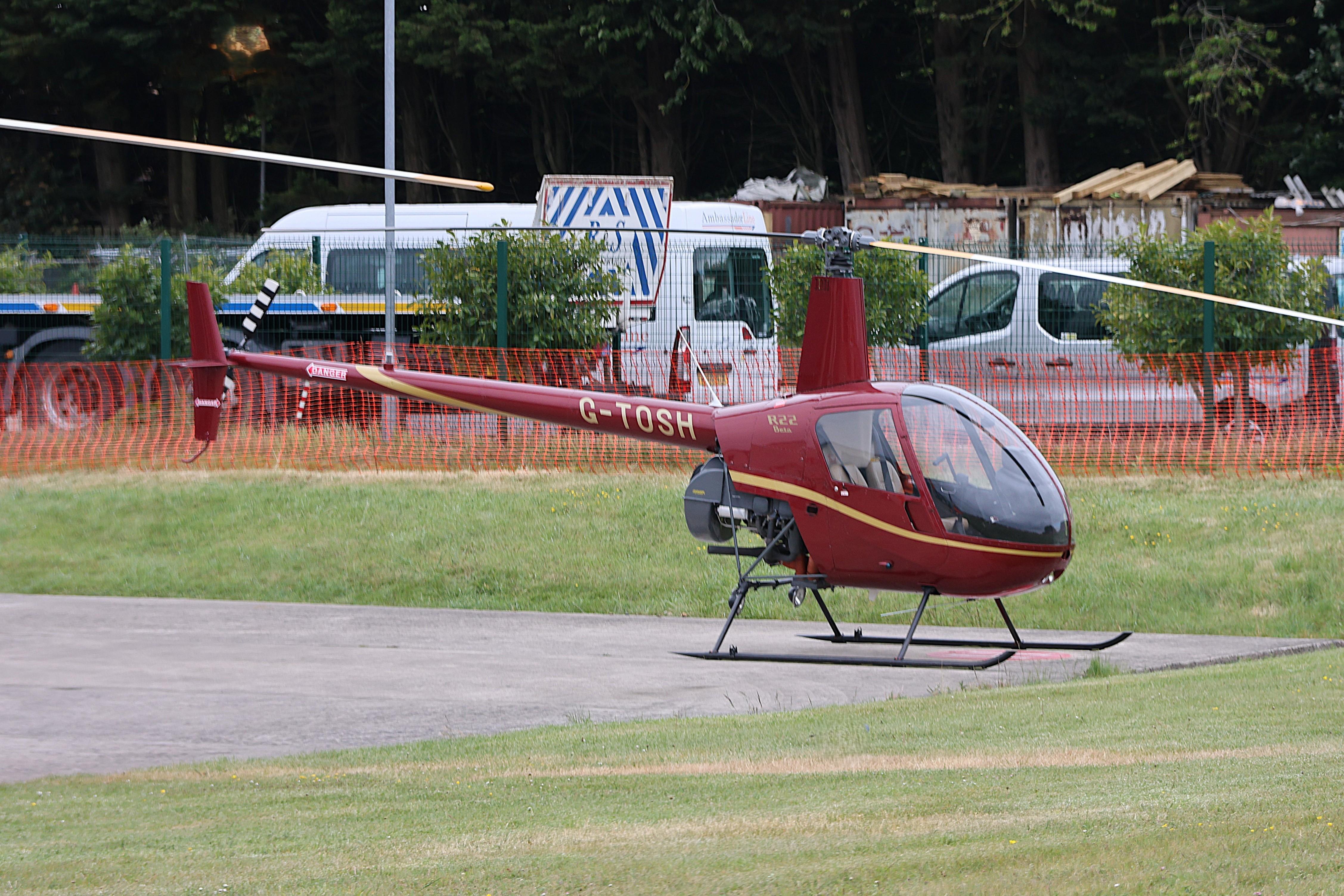 G-TOSH @ EGTB - G-TOSH 1988 Robinson R22 Beta Private Flyer Fest Booker  - by PhilR