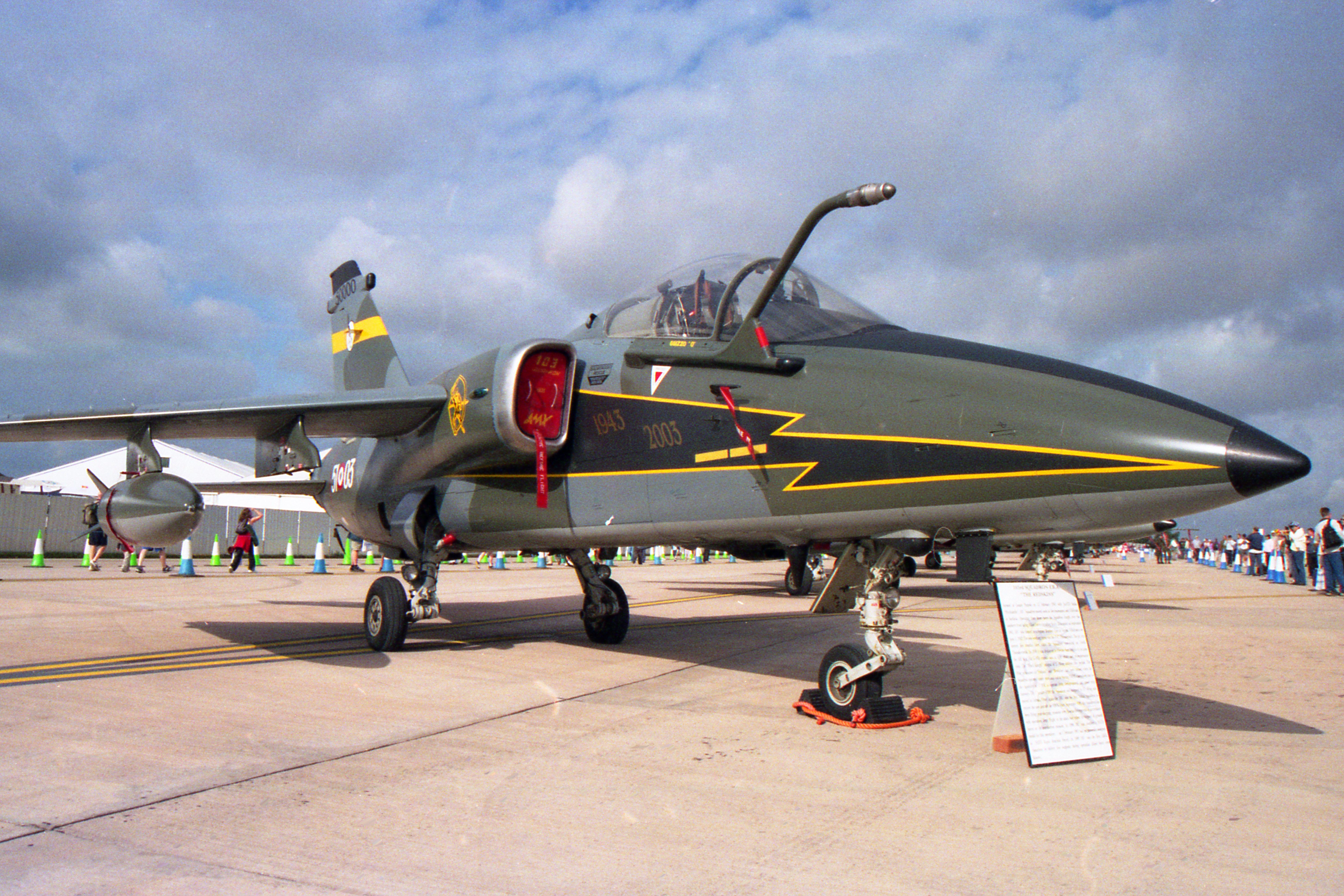 MM7135 @ EGVA - MM7152 1991 Aermacchi AMX ItalianAF RIAT  - by PhilR