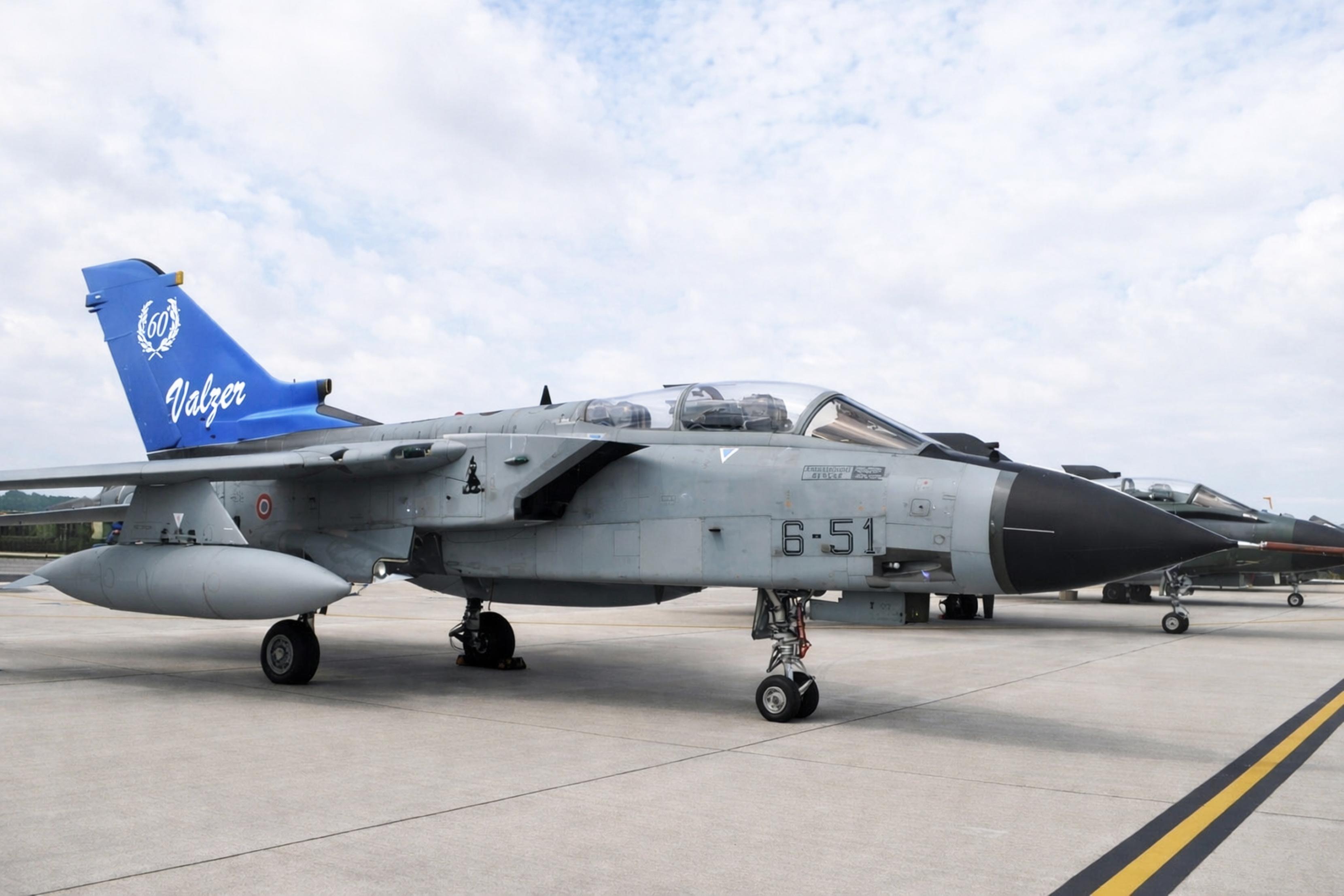 MM55000 @ EGVA - MM55000 Panavia Tornado IDS ItAF RIAT 
 - by PhilR