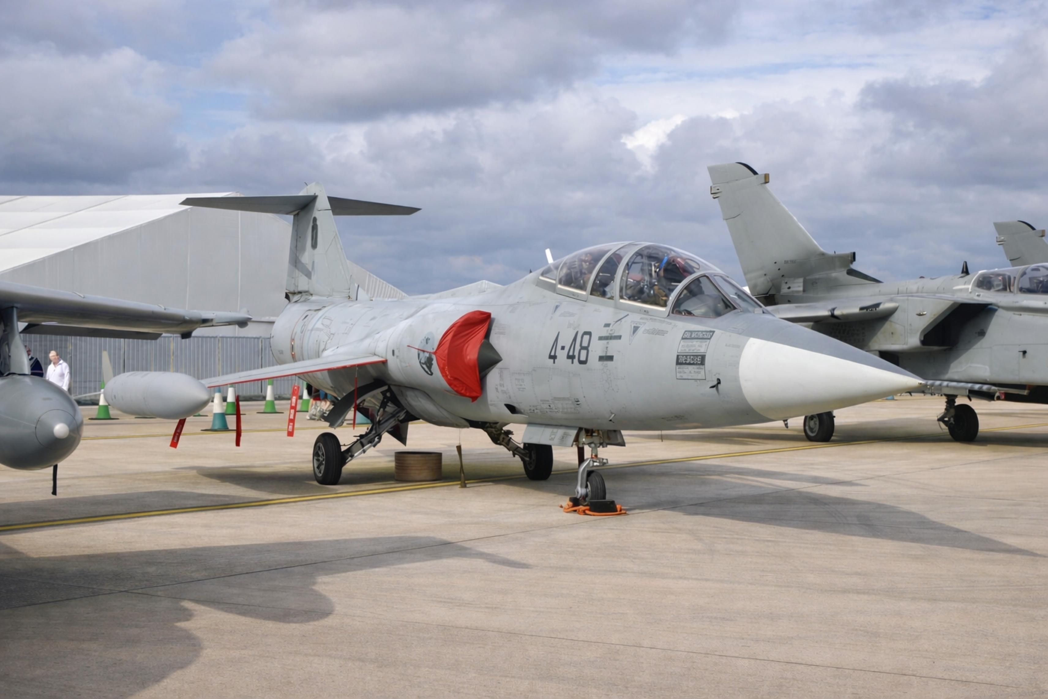 MM54554 @ EGVA - MM54554 1961 TF-104G-M Starfighter ItAF RIAT Fairford 20.07.03.jpg
 - by PhilR