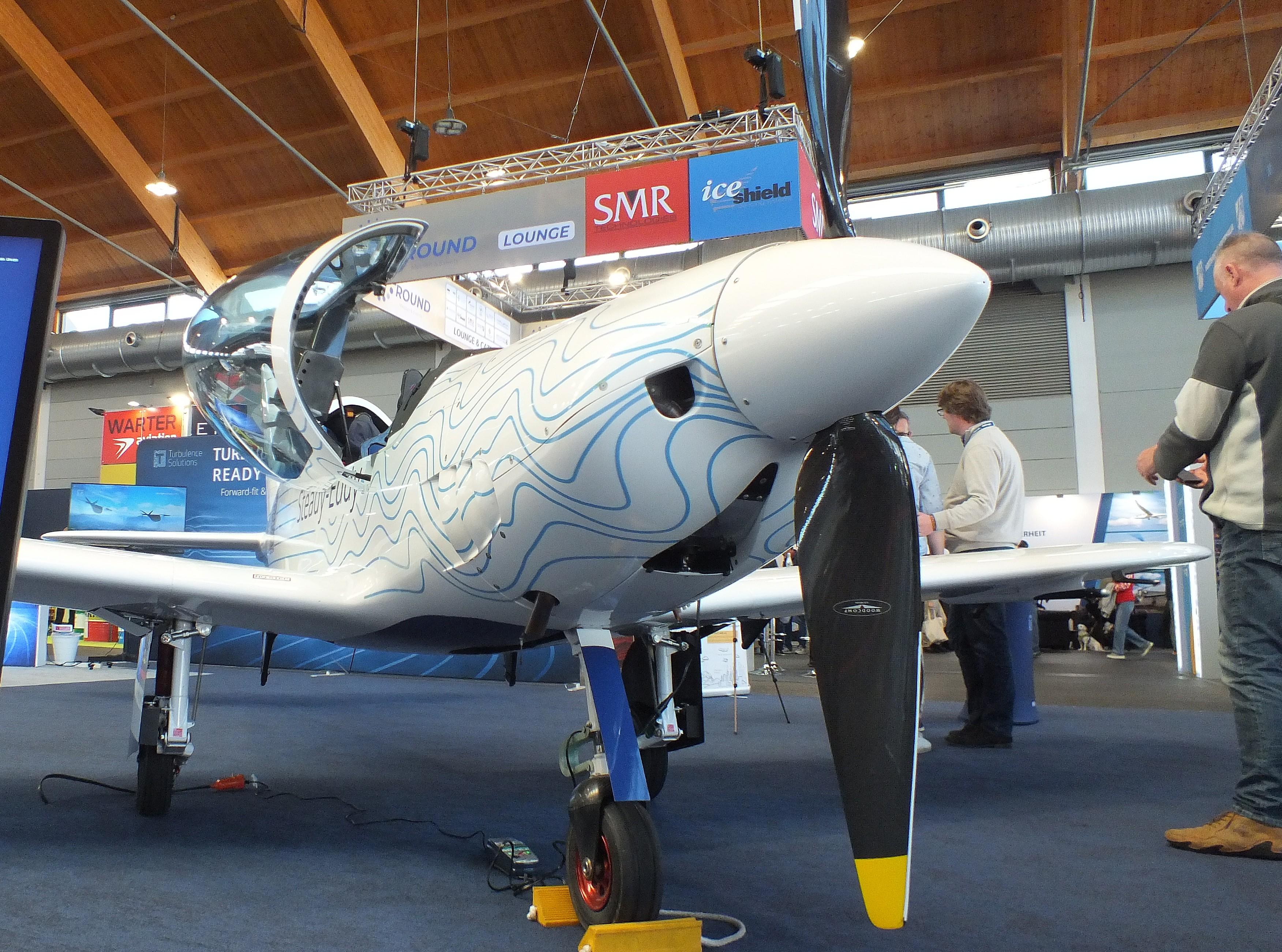 OE-7992 @ EDNY - Shark Aero Shark 600 Turbulence-Solutions demonstrator at the AERO 2026, Friedrichshafen - by iwarnecke