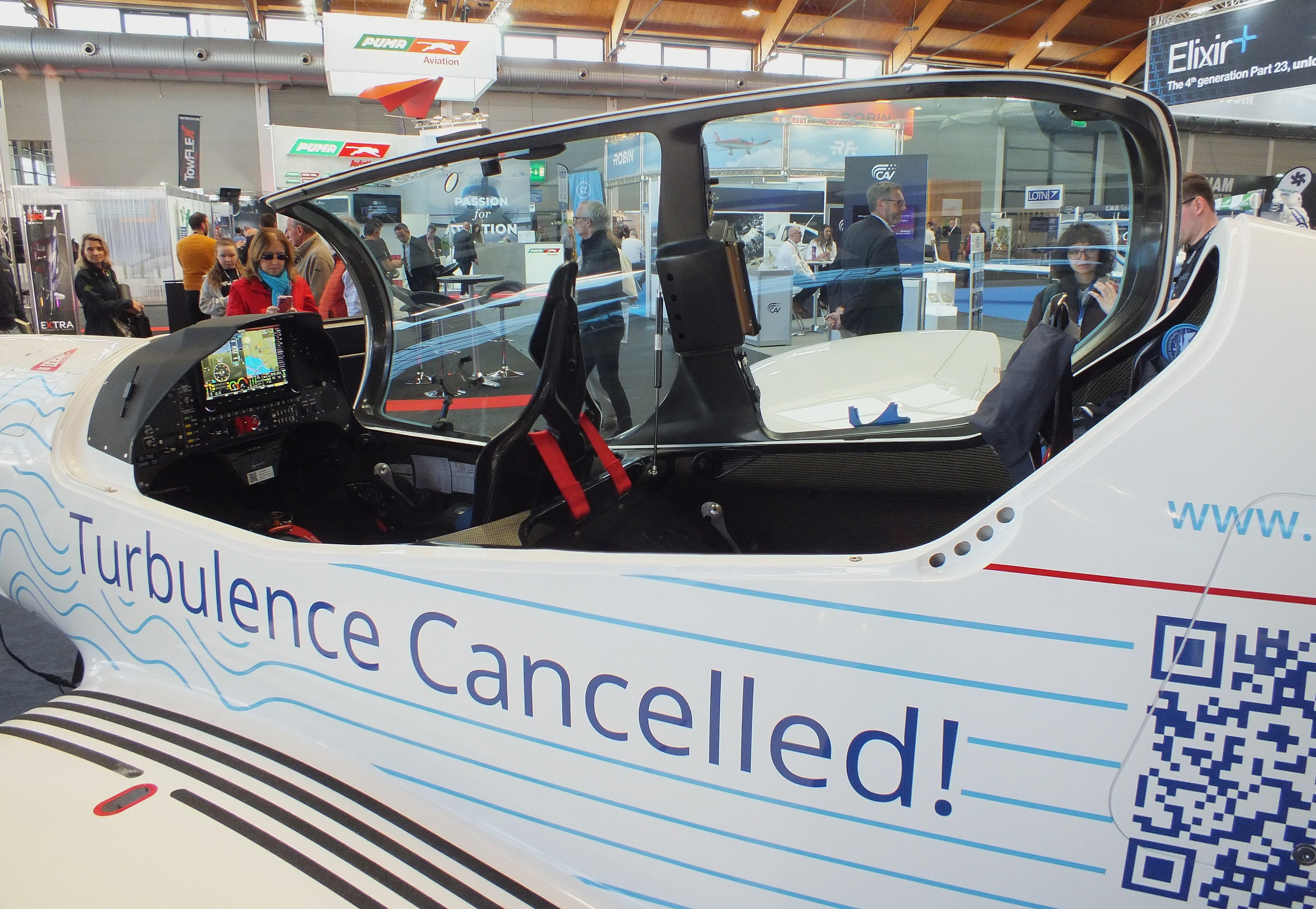 OE-7992 @ EDNY - Shark Aero Shark 600 Turbulence-Solutions demonstrator at the AERO 2026, Friedrichshafen - by iwarnecke