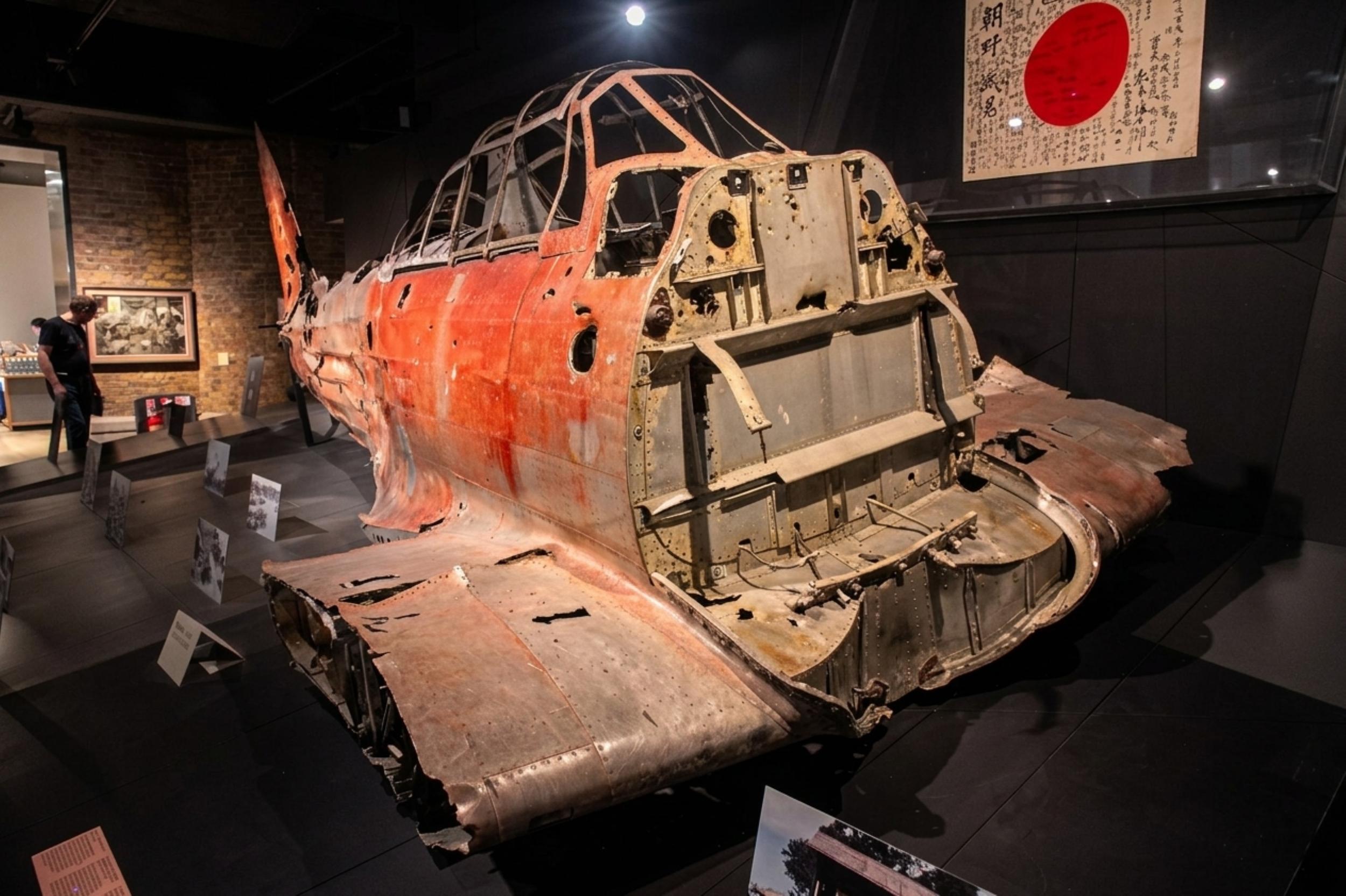 417 @ LONDON - 3685 1943 Mitsubishi A6M Zero wreck IJAF IWM Lambeth  - by PhilR