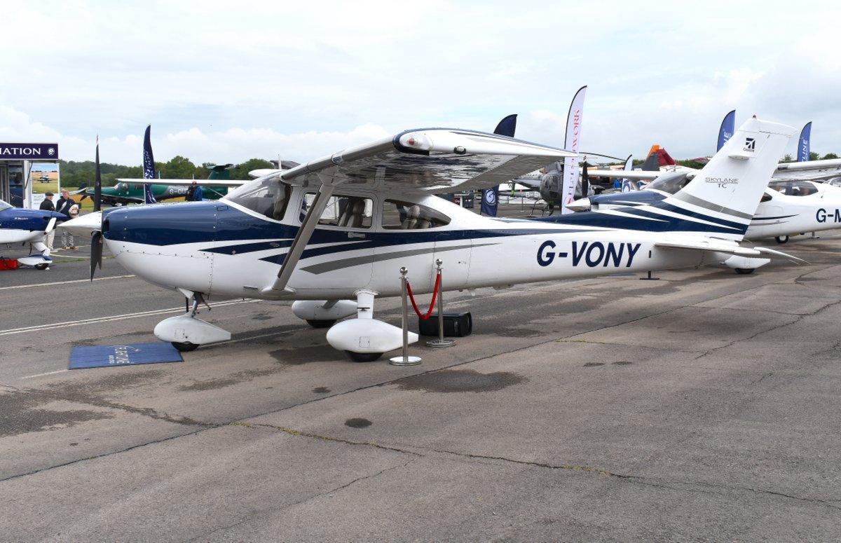G-VONY photo, click to enlarge