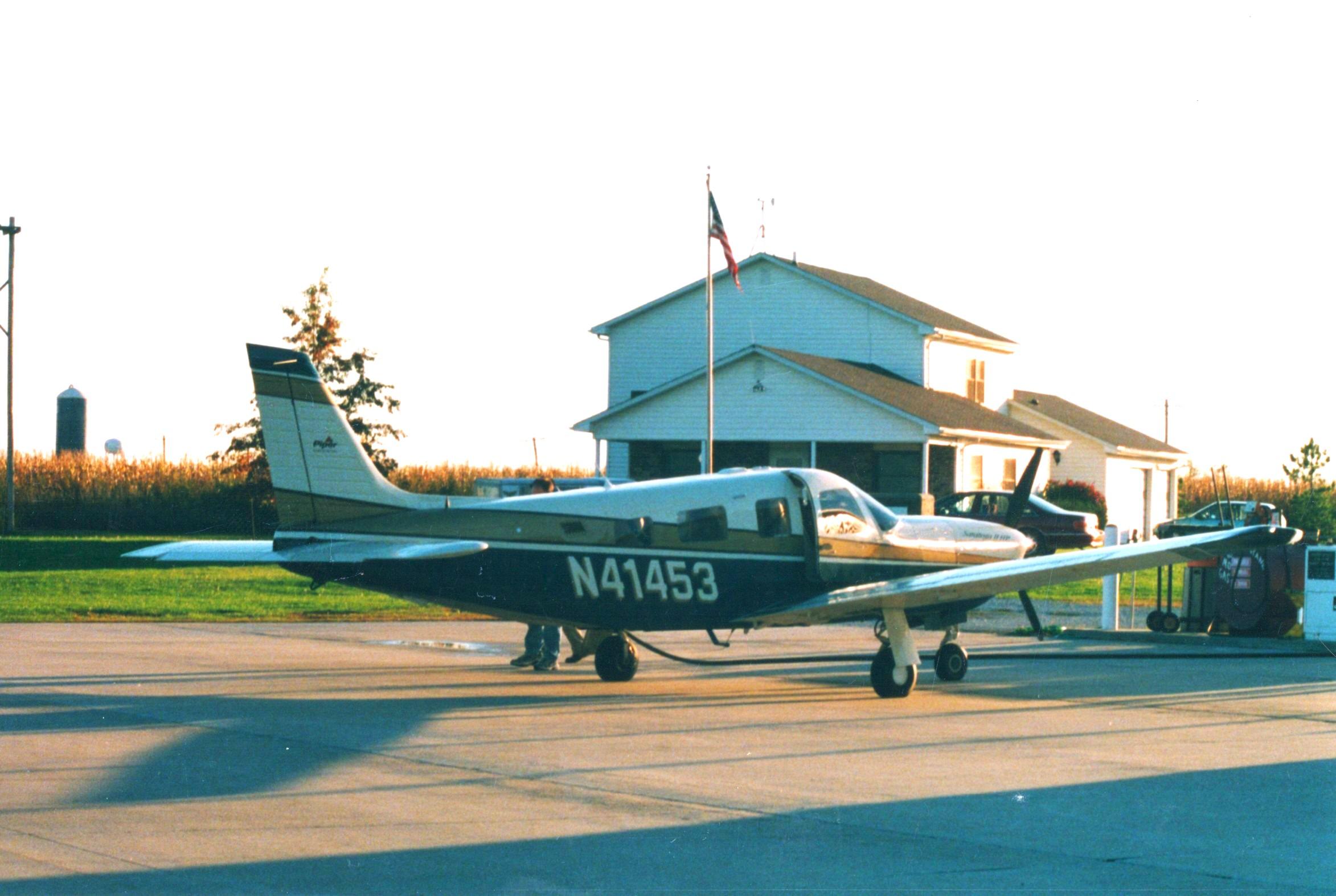 N41453 @ I75 - Fuel Stop - by n6772foxtrot