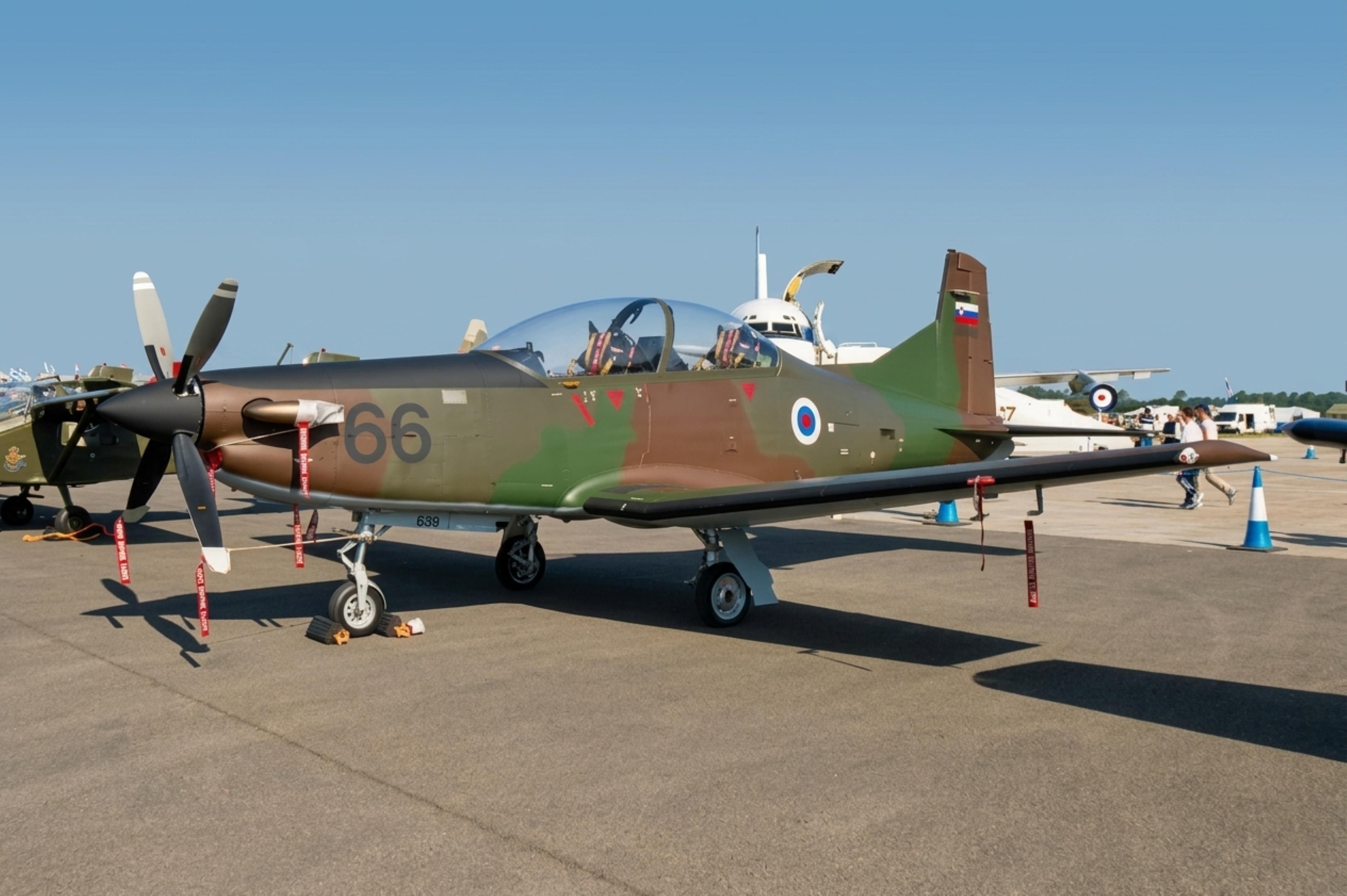 L9-66 @ EGVA - L9-66 1995 Pilatus PC-9M Hudournik SlovenianAF RIAT  - by PhilR