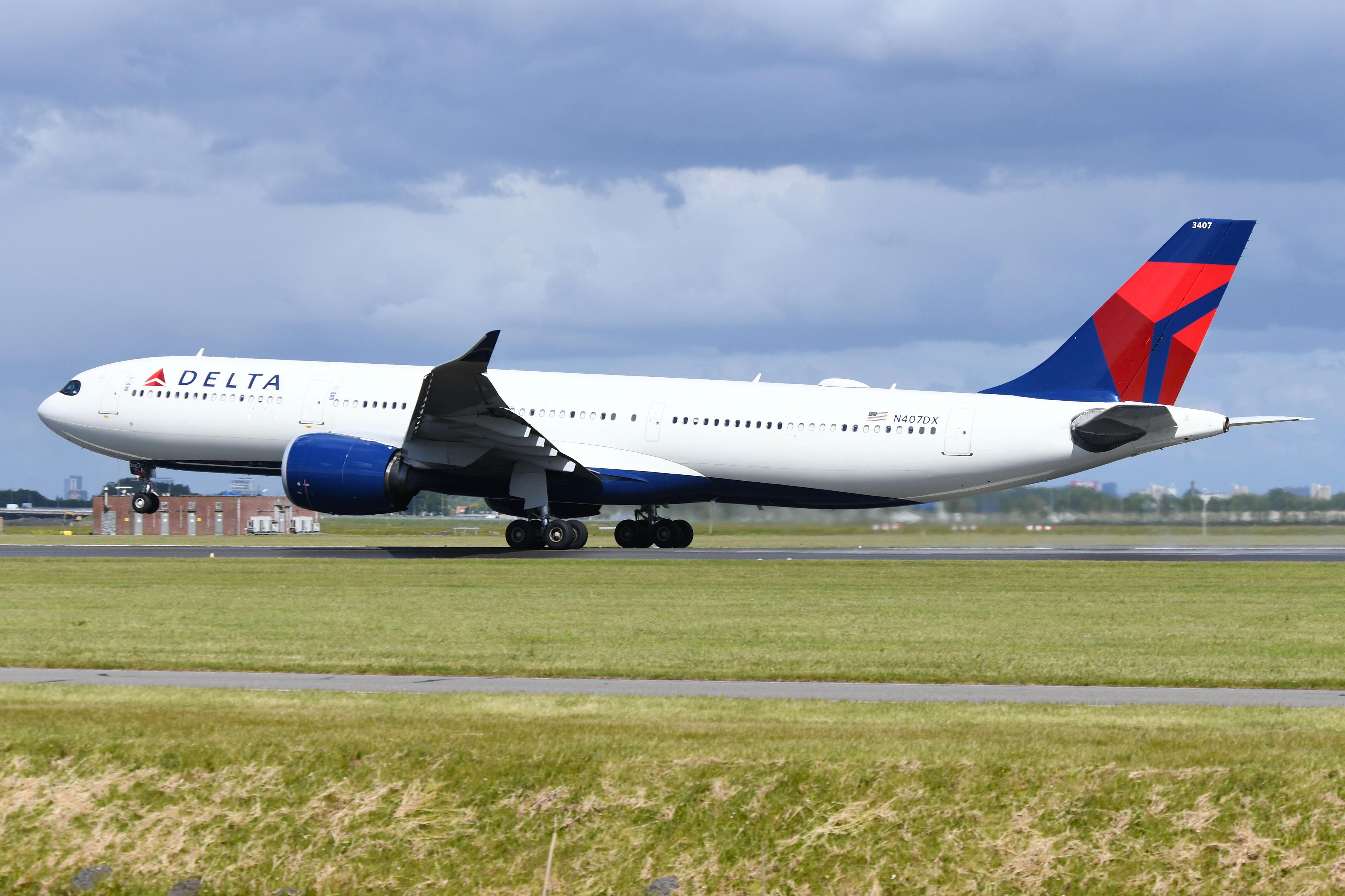 N407DX @ EHAM - Departure of Delta A339 - by FerryPNL