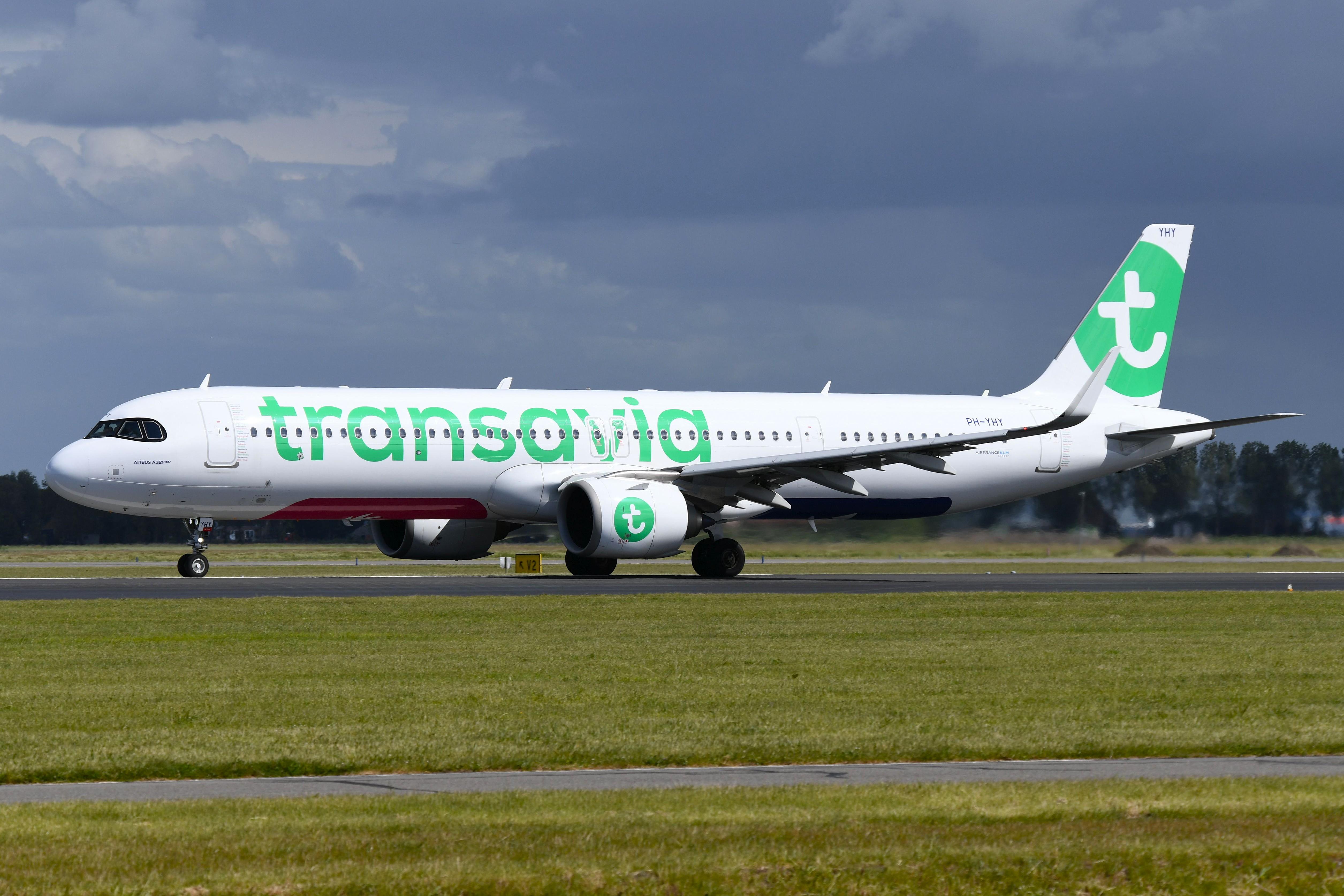 PH-YHY @ AMS - Transavia A321N rolling - by FerryPNL