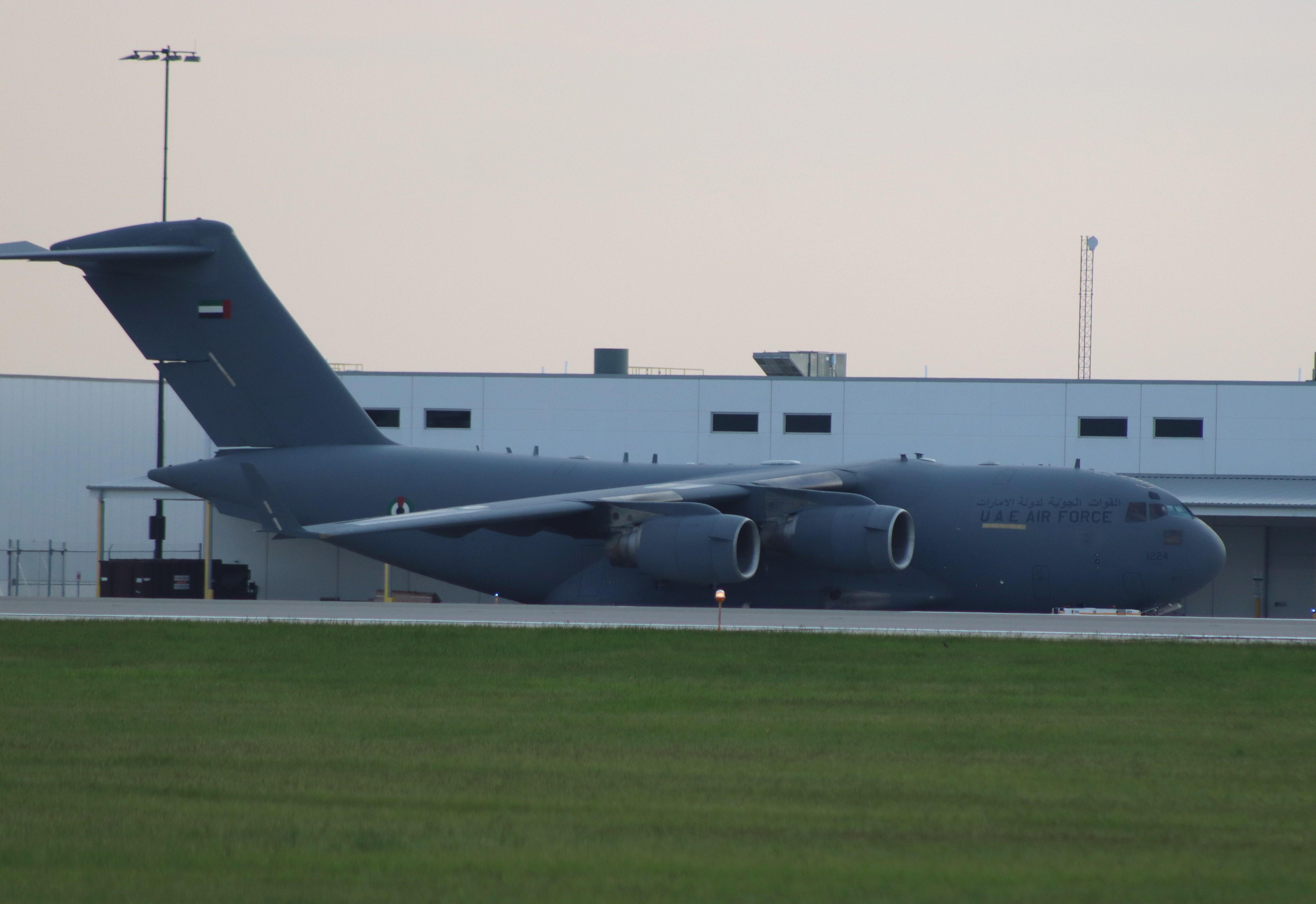1224 @ KRFD - Boeing C-17A Globemaster III - by MarkPasqualino