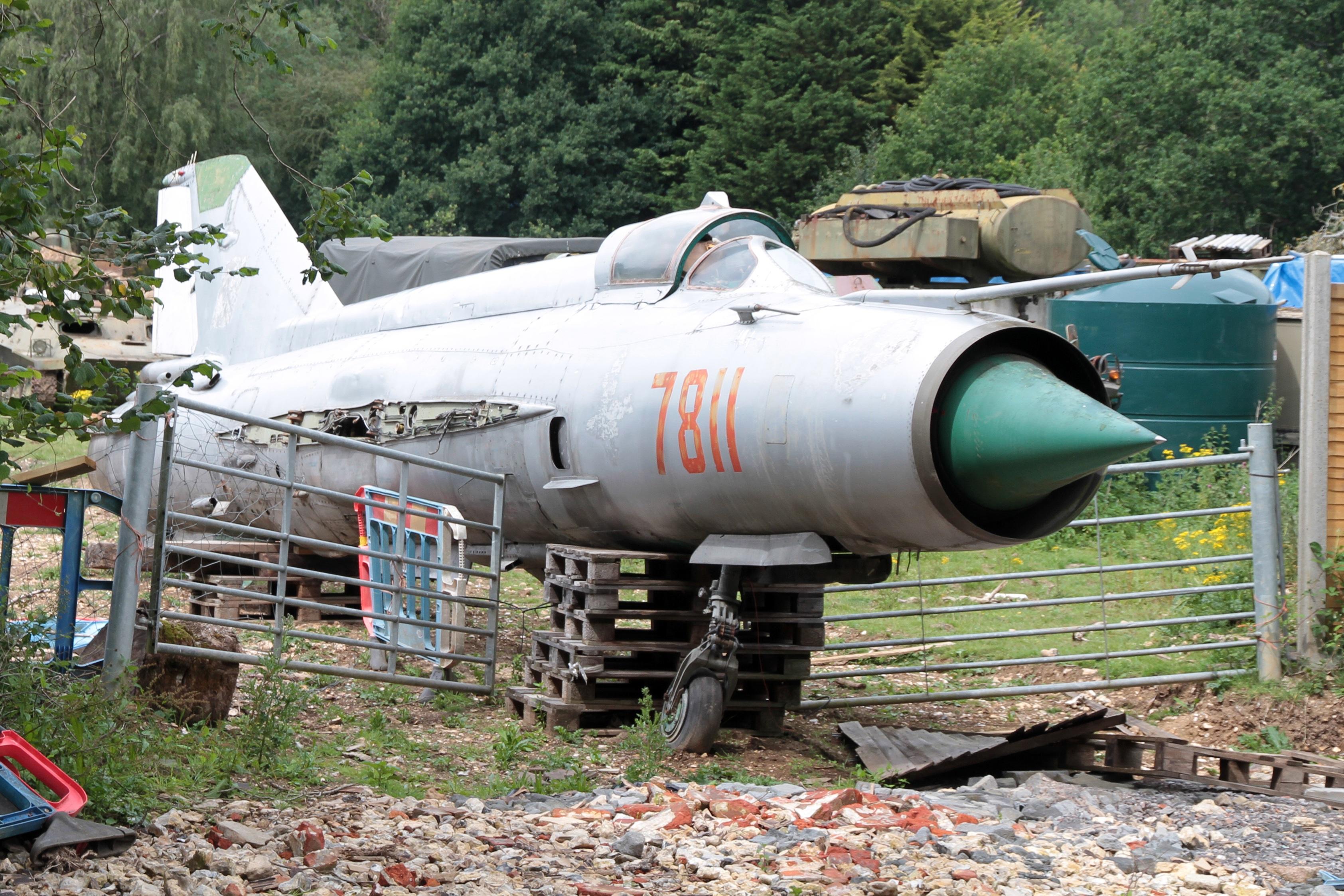 1706 @ ALTON - 7811 Mig 21 PFM PolAF Alton Hampshire
 - by PhilR