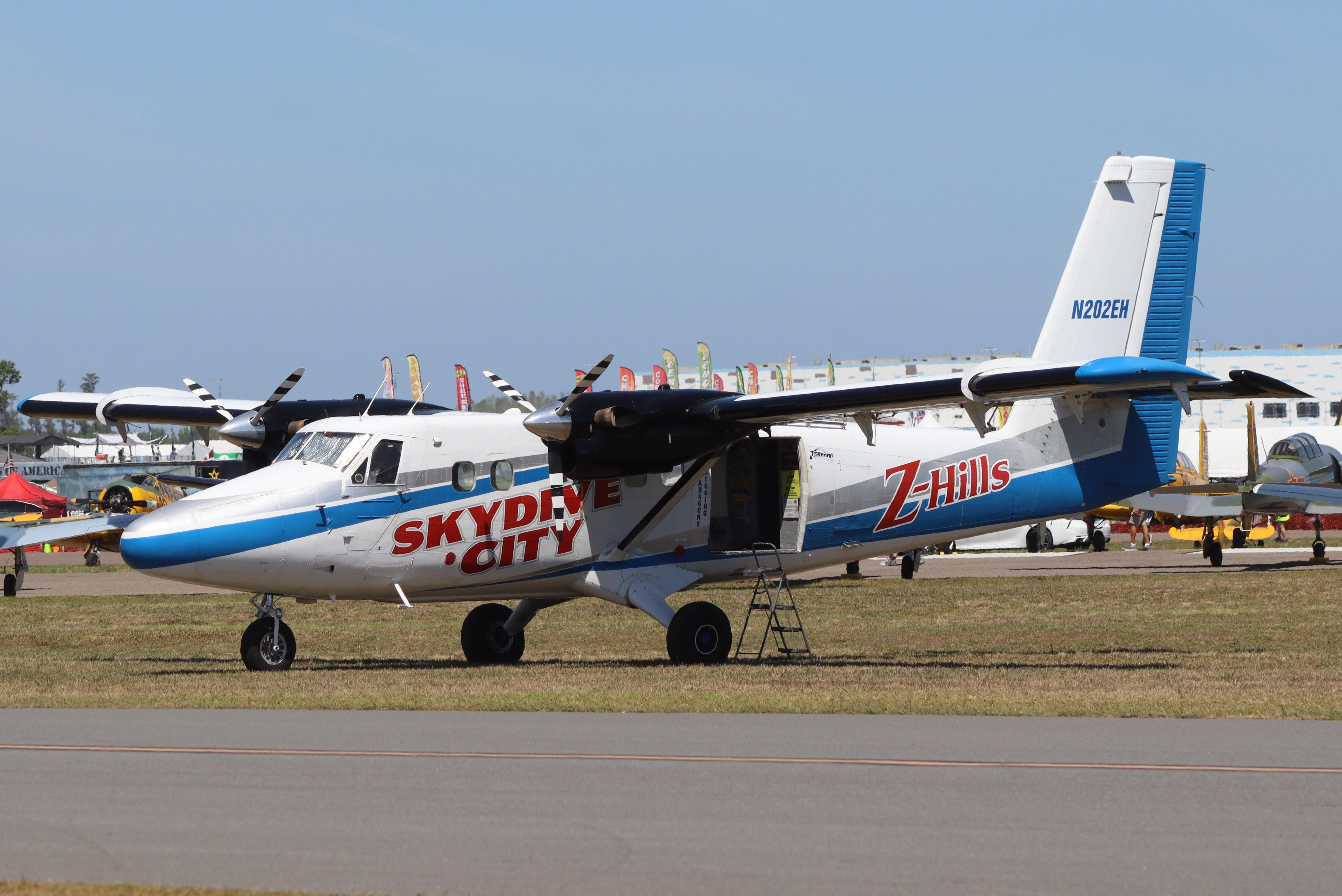 N202EH @ KLAL - De Havilland Canada DHC-6 - by MarkPasqualino