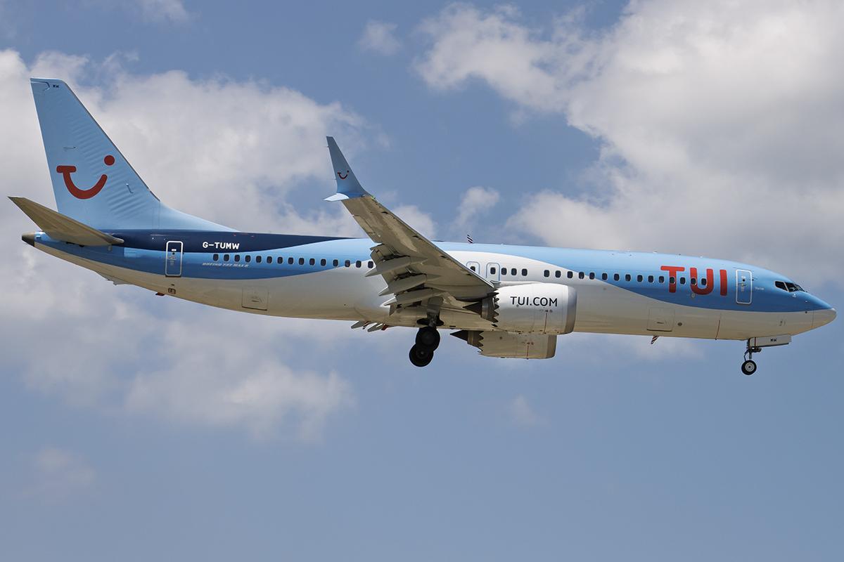 G-TUMW photo, click to enlarge