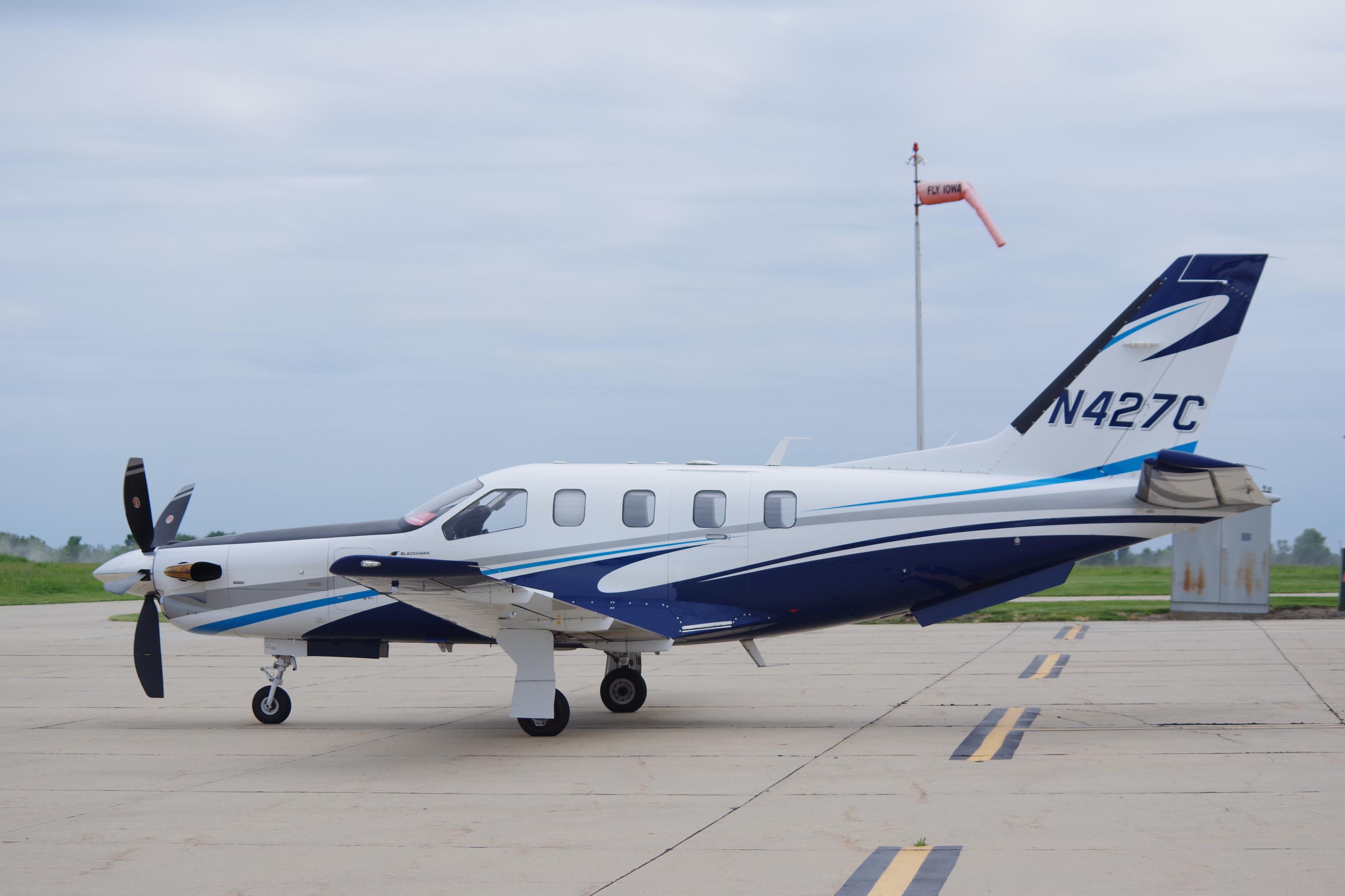 N427C photo, click to enlarge