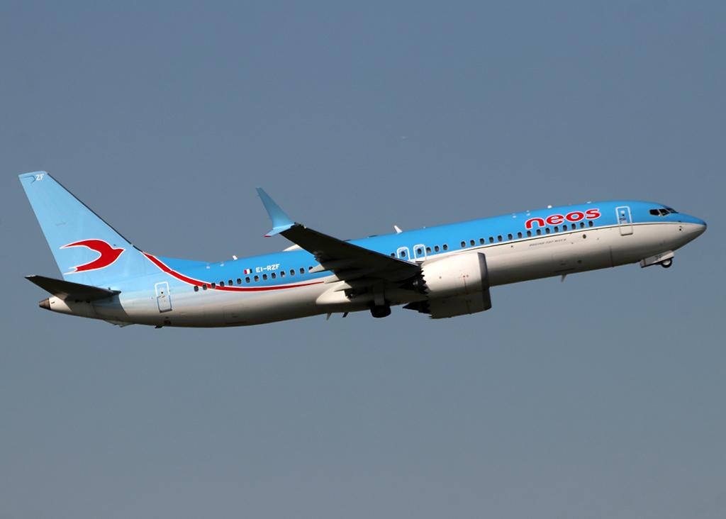 EI-RZF photo, click to enlarge