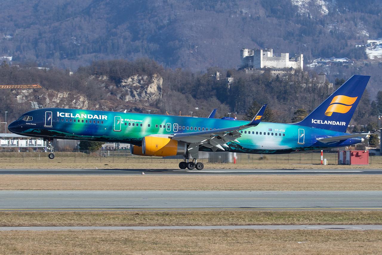 TF-FIU @ LOWS - Icelandair 757-200 - by Andy Graf