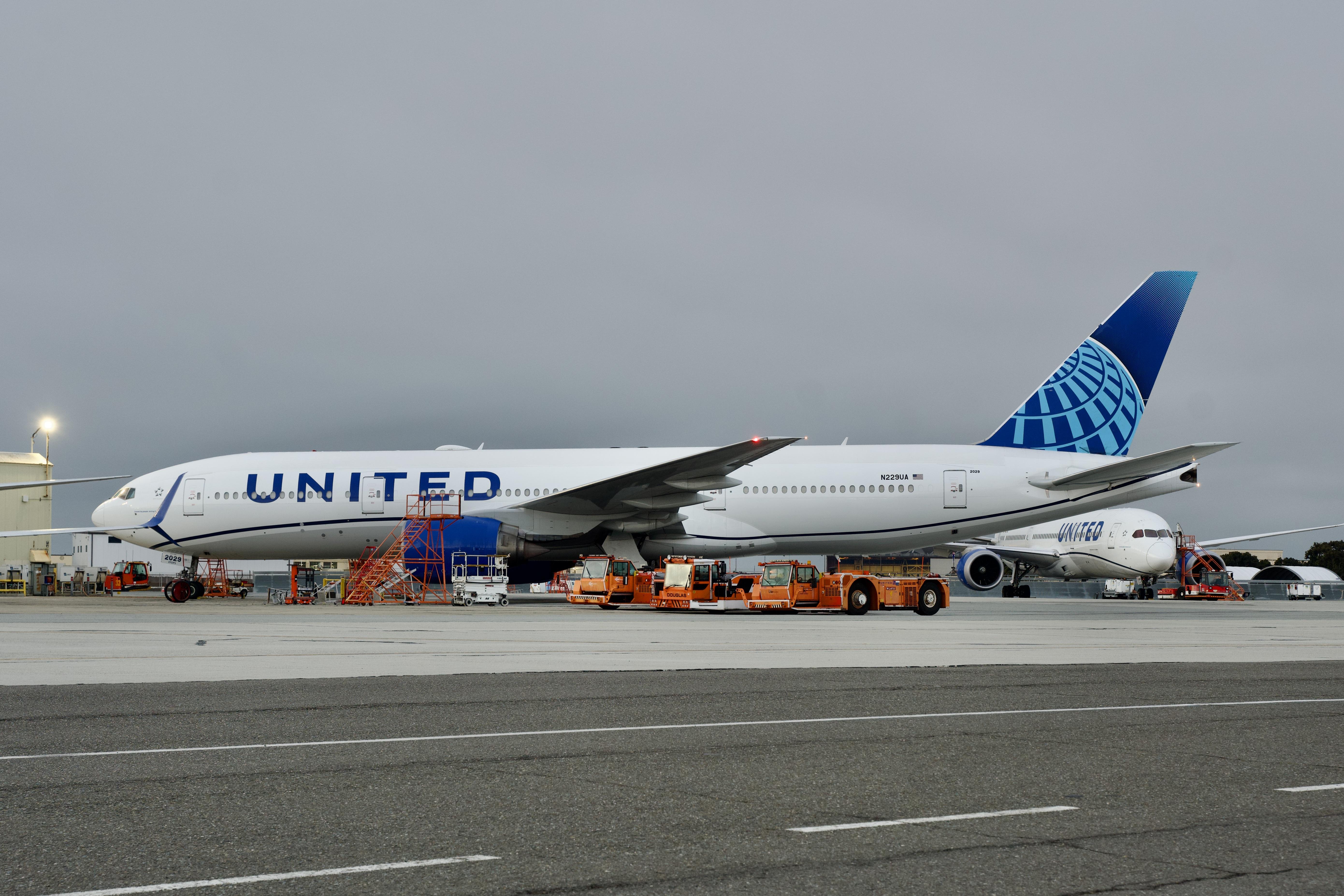N229UA @ KSFO - SFO 2026 - by ClaytonEddy