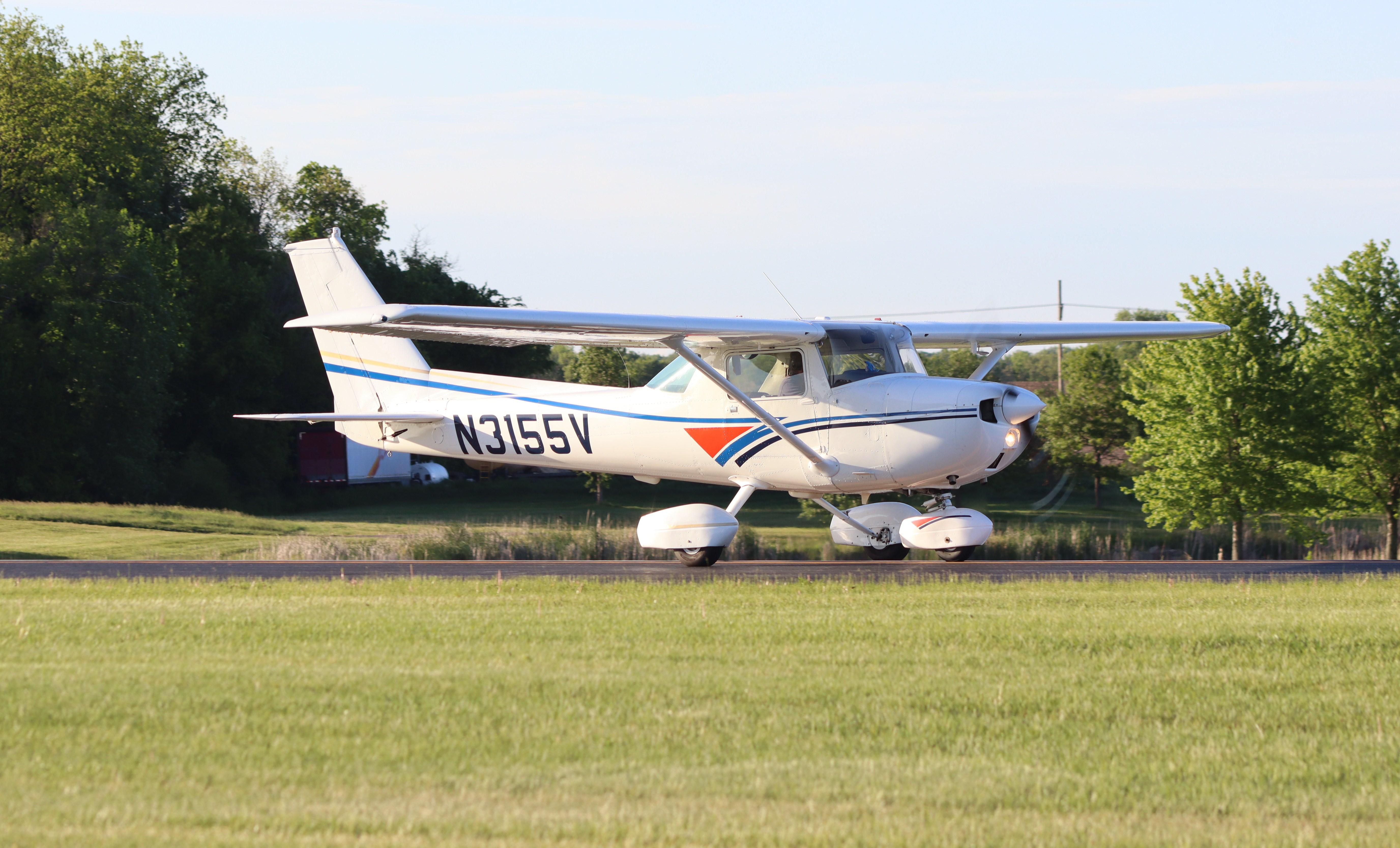 N3155V @ C77 - Cessna 150M - by MarkPasqualino