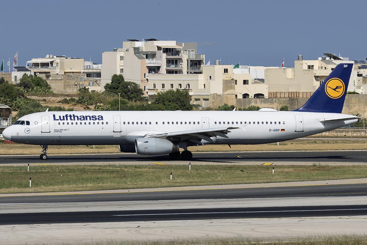 D-AIRP @ LMML - Delta - by Roberto Cassar