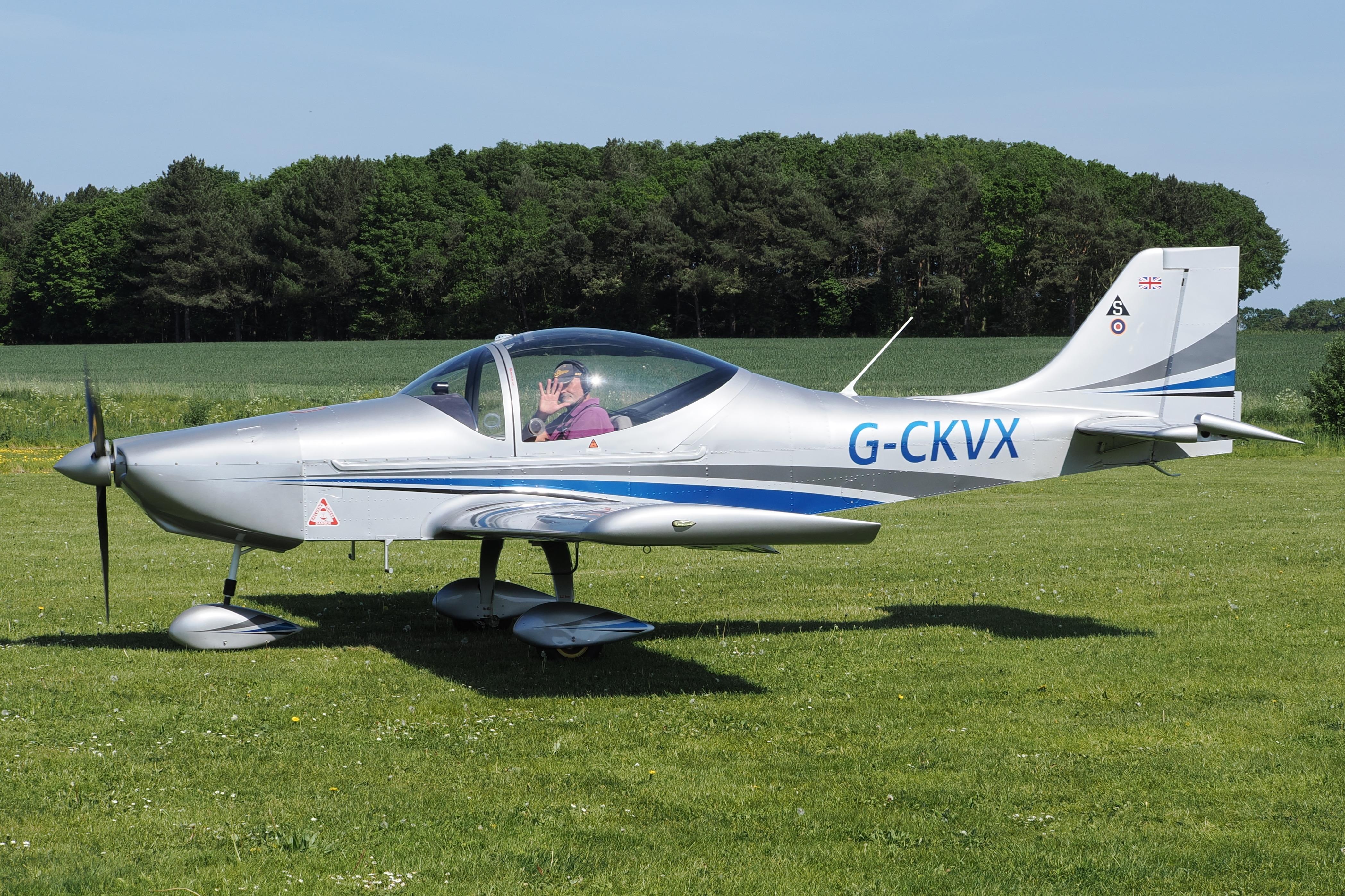G-CKVX photo, click to enlarge