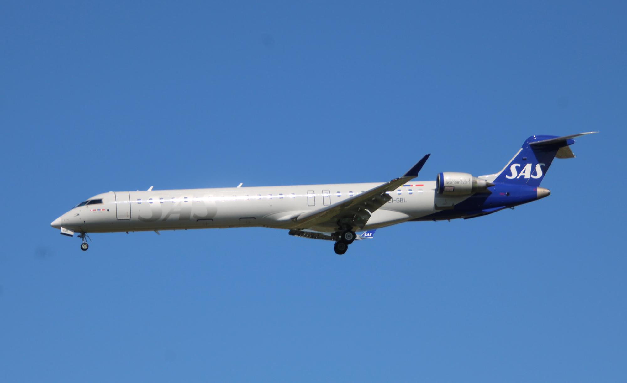 EI-GBL photo, click to enlarge