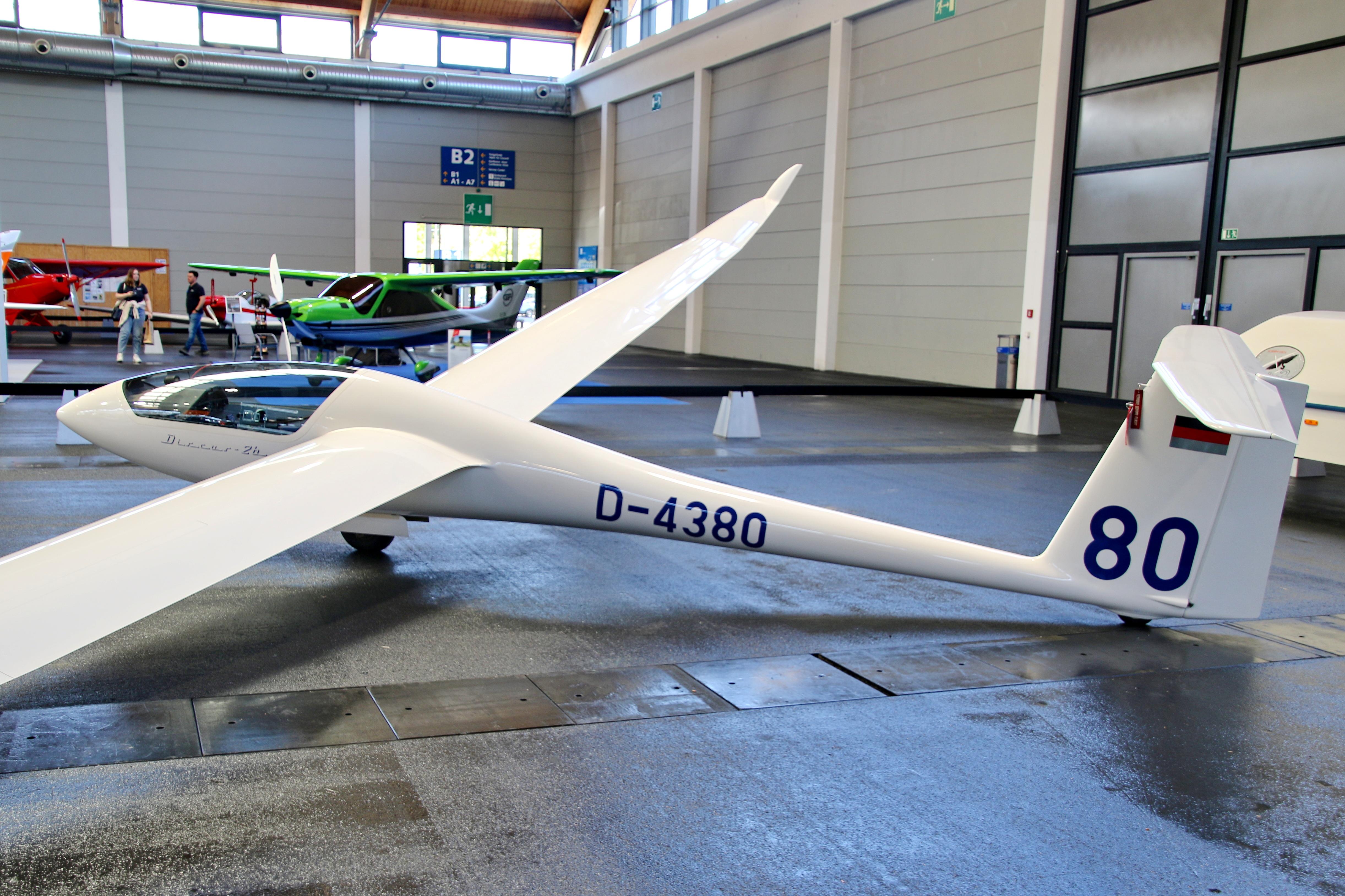 D-4380 photo, click to enlarge
